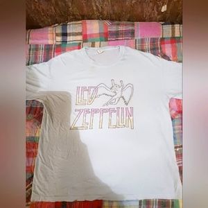 AMERICAN EAGLE LED ZEPPELIN SHIRT